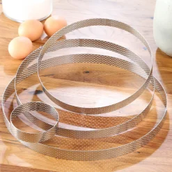 Cercle à tarte en inox perforé 6/8 parts 24.5 cm - Alice Dé