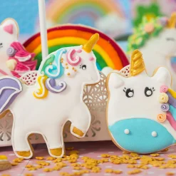 Kit 2 emporte-pièces en plastique : Licorne - Décora