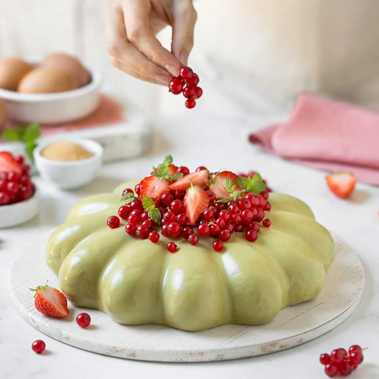 Moule à bundt cake en métal anti adhésif Flower 24 x 6 cm -
