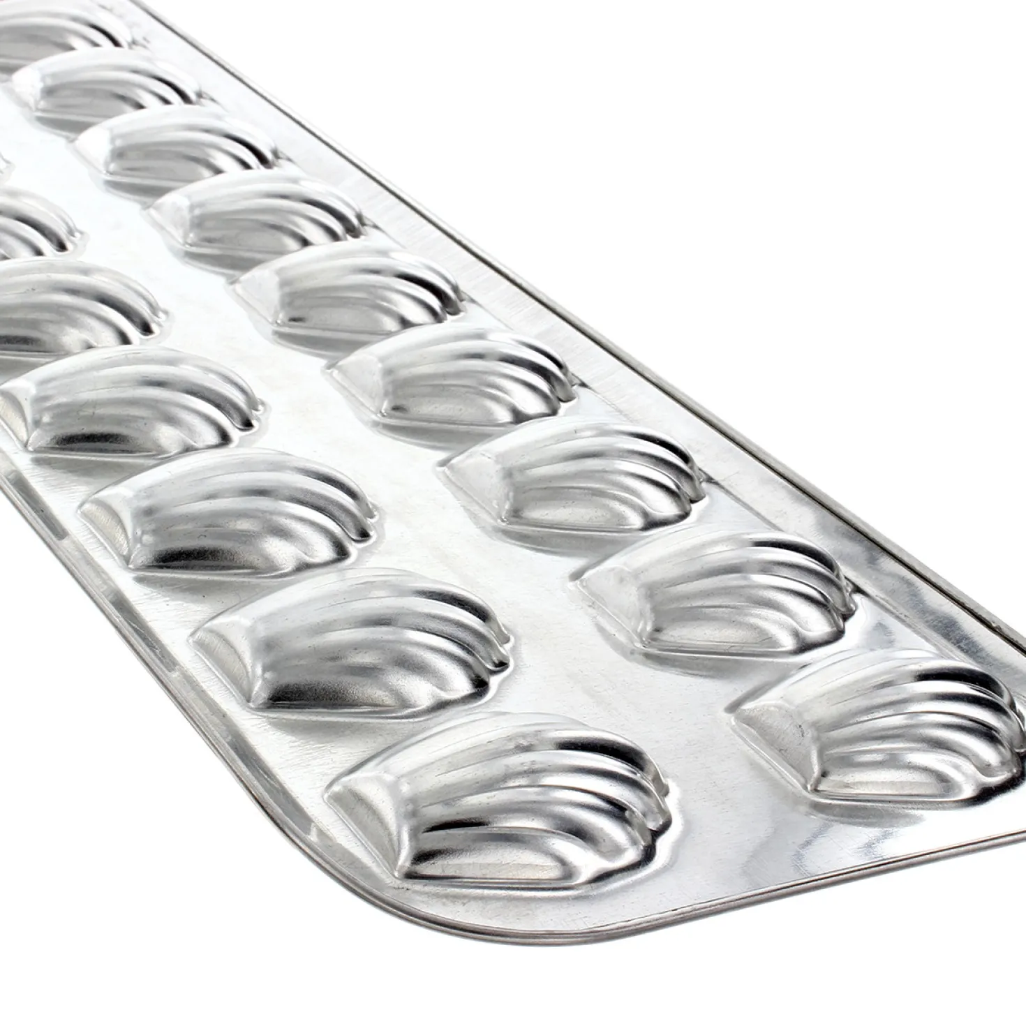 Moule 20 mini madeleines en fer blanc 40 cm - Alice Délice