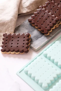 Moule en silicone 8 biscuits petit beurre - Scrapcooking