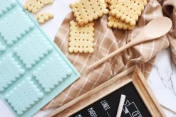 Moule en silicone 8 biscuits petit beurre - Scrapcooking