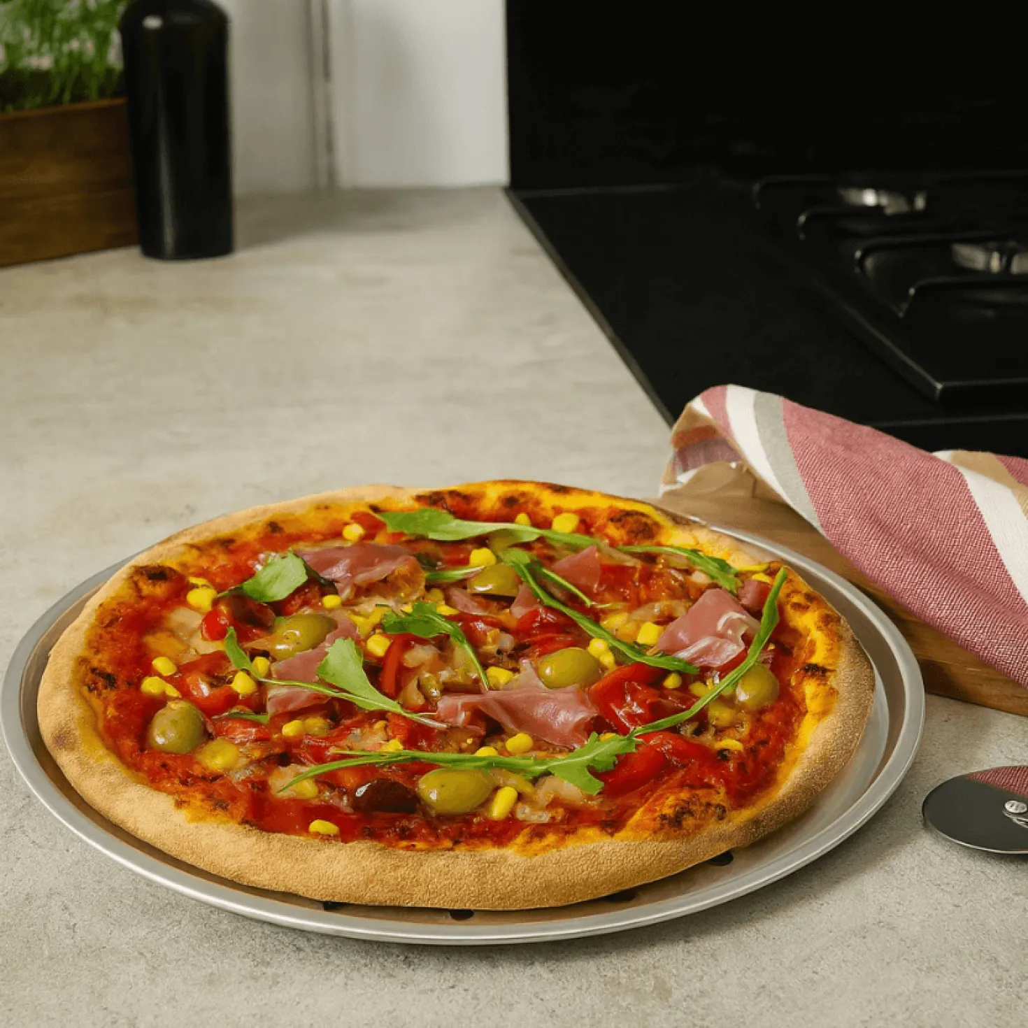 Plaque à pizza perforée en fer blanc 30 cm - Alice Délice